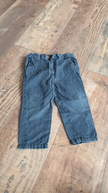 Pantalon tao 24 mois en très bon état