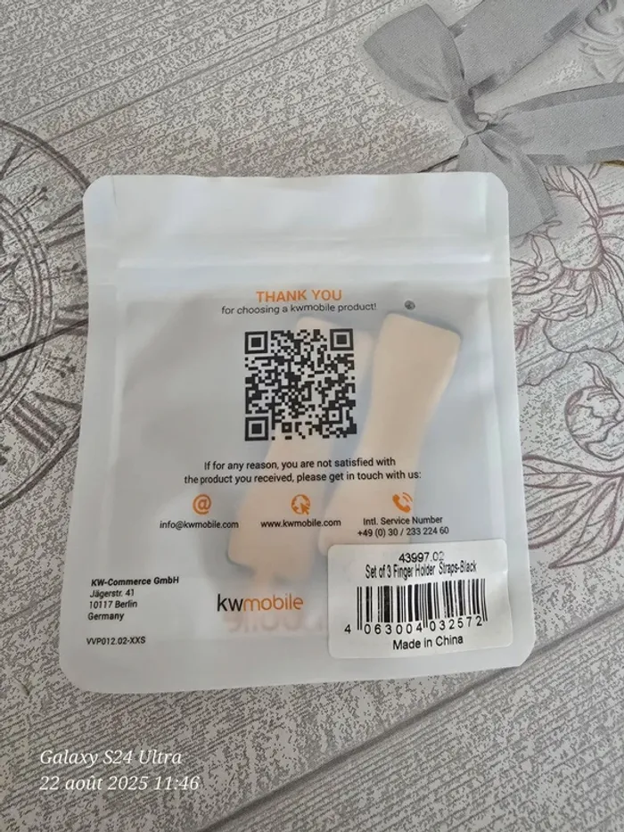 Support téléphone à coller - photo numéro 2