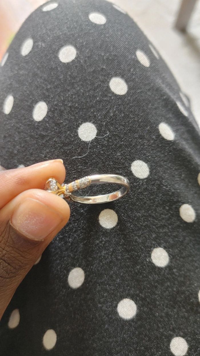 Magnifique bague solitaire en argent véritable 975 et moissanite 1 carat très très brillante - photo numéro 4