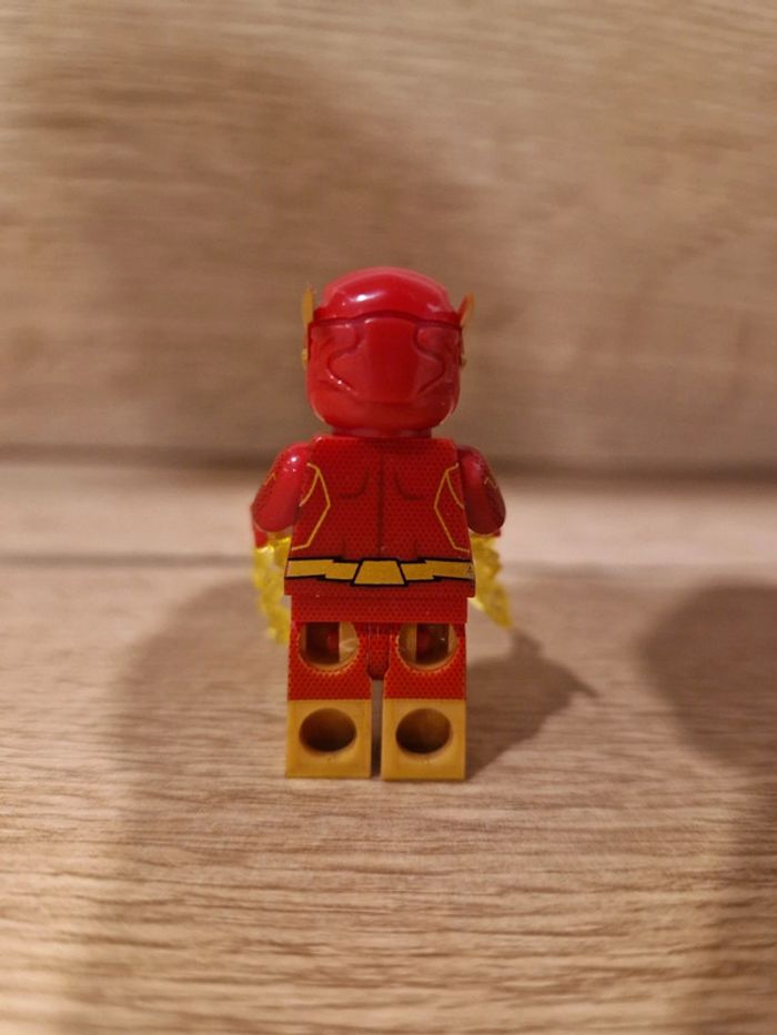 Figurine type lego Flash DC Comics - photo numéro 3