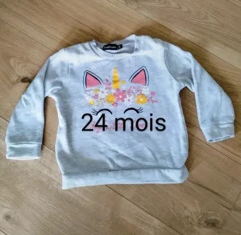 Pull gris licorne