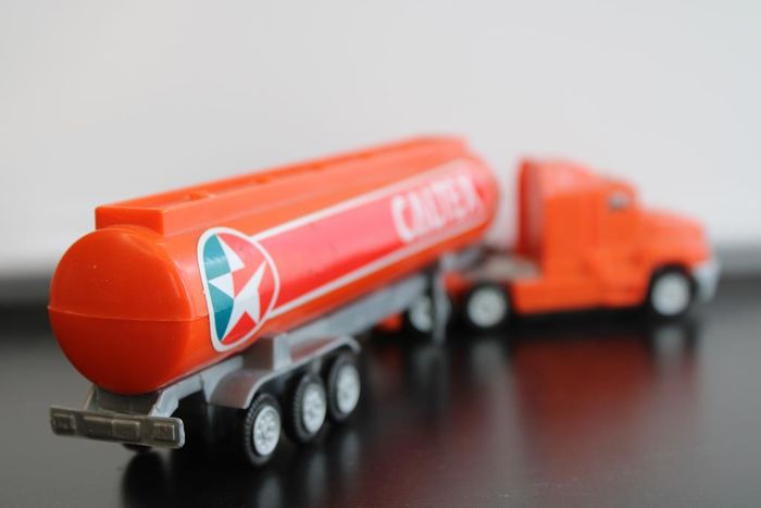 New ray camion tracteur plus remorque citerne - photo numéro 5