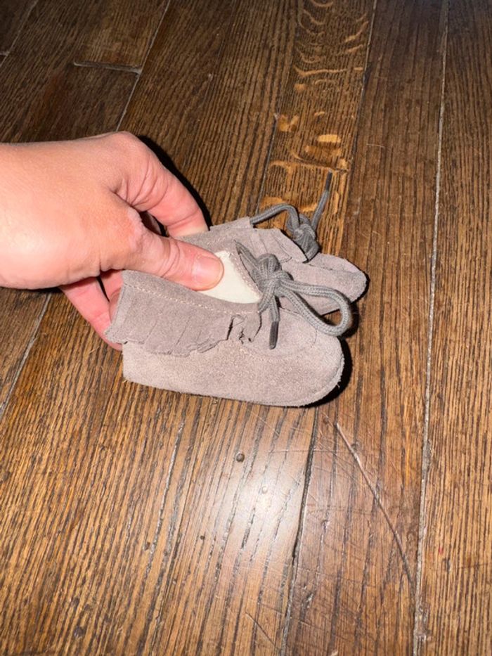 Chaussures en daim Bout’chou Taille 15 - photo numéro 2