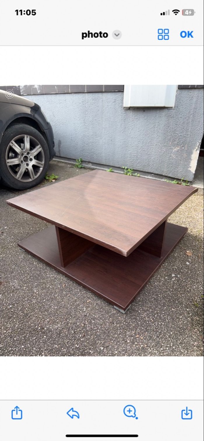 Table en bois massif 75/75/30 + autre - photo numéro 2
