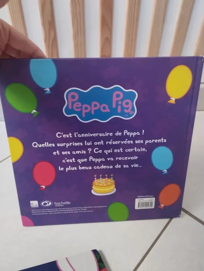 Lot livres Peppa pig (grand format) anniversaire et père Noël - photo numéro 11