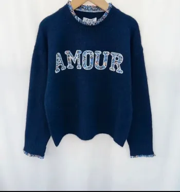 Pull bleu marine Amour laine