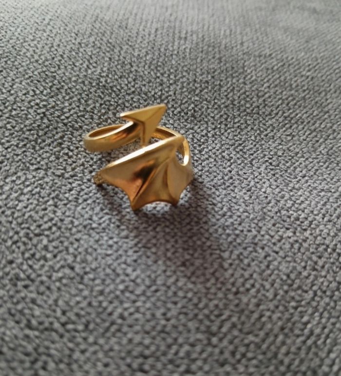 Bague dorée en acier inoxydable - photo numéro 2