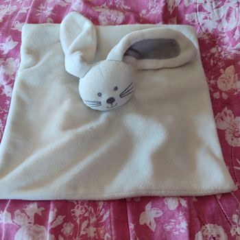Doudou lapin pat et ripaton 