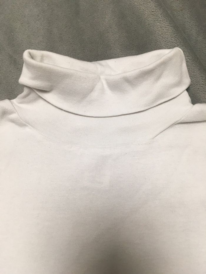 Col roulé blanc + un noir donné - photo numéro 4