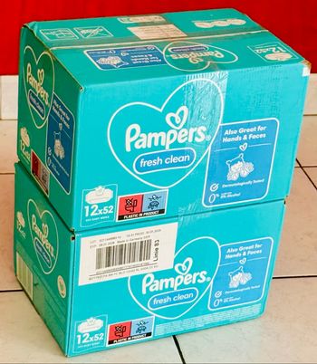 Lingettes Pampers deux cartons , 24paquets Neuf 🌸🌺