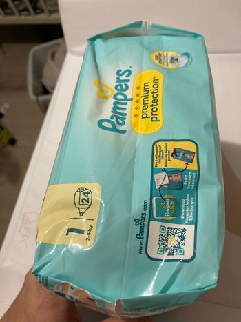 Lot de 13 couhe taille 0 + 1 paquet neuf de taille 1 