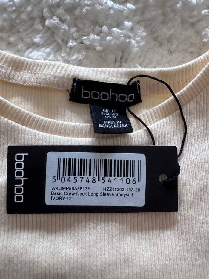 Body manches longues Boohoo Basics – Col rond – Ivoire / Beige – Taille 40 – Neuf - photo numéro 4