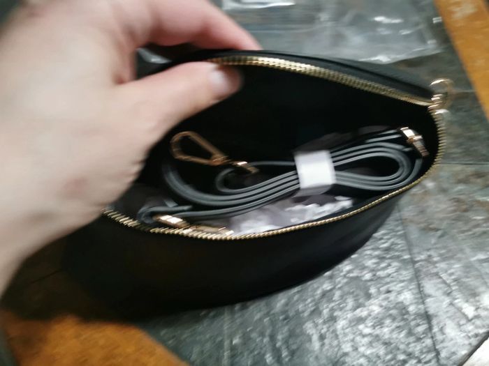 Sac banane noir en cuir synthétique neuve - photo numéro 12