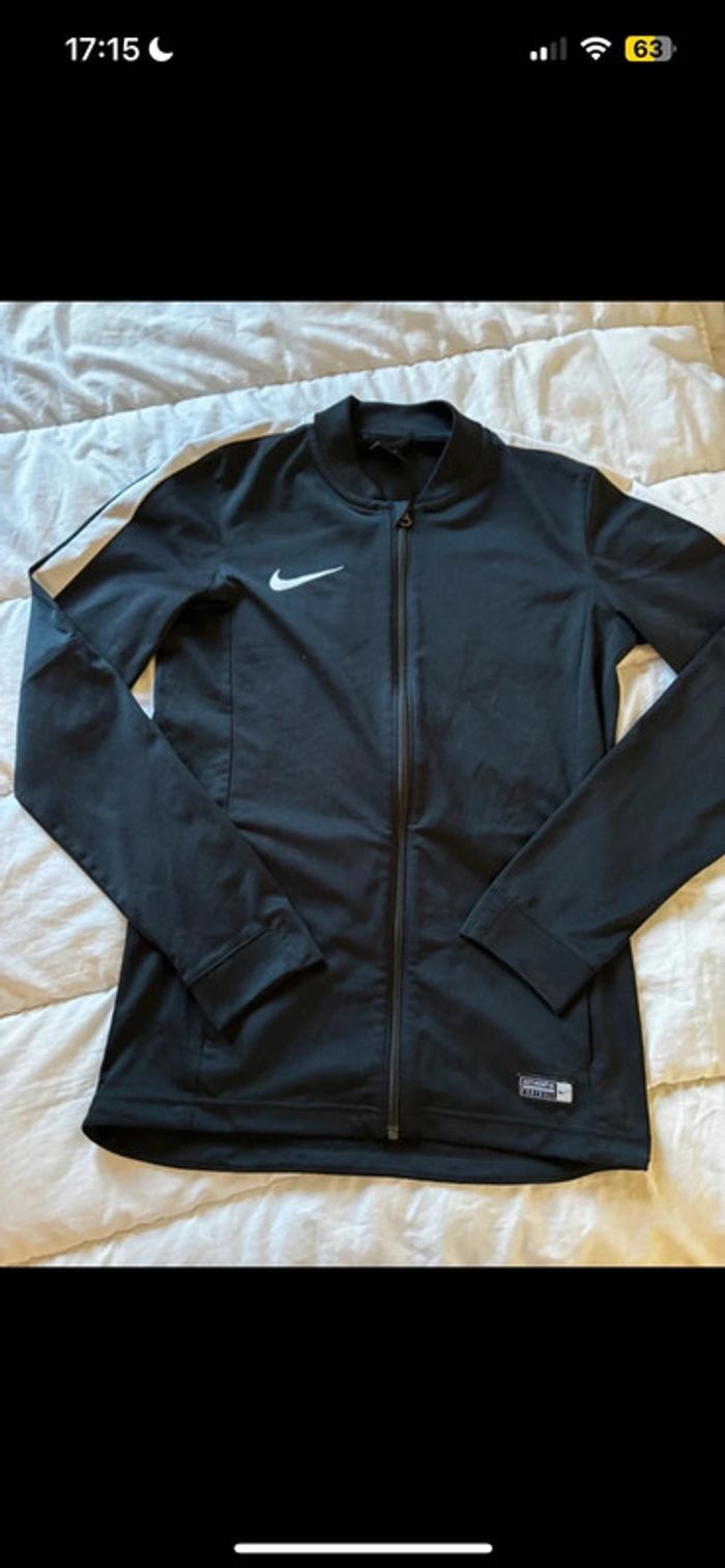 Veste Nike taille S - photo numéro 3