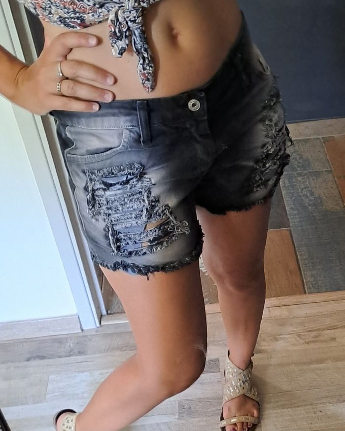 Short en jean noir femmes taille L Cloothes - photo numéro 2
