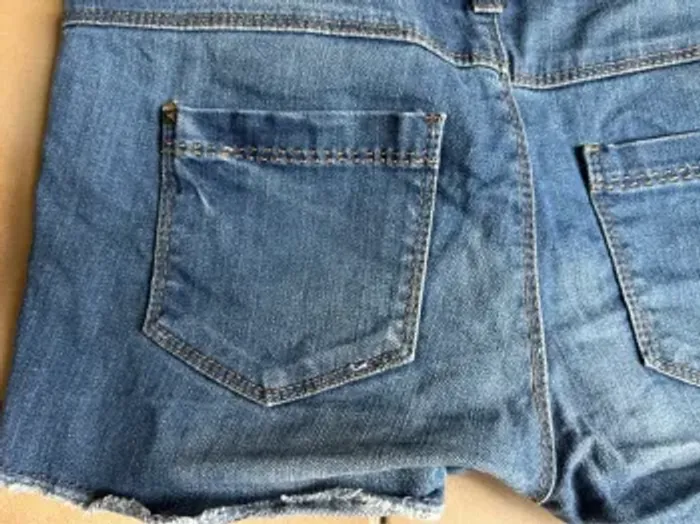 Short Promod taille 36 - photo numéro 9