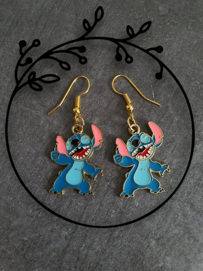 💙 boucles d'oreilles Stitch 💙 - photo numéro 2