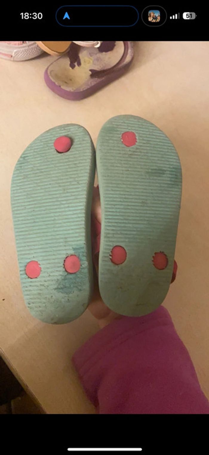Tong avec élastique  Taille 25 - photo numéro 2