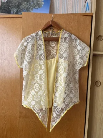 Blouse Dentelle Débardeur Jaune