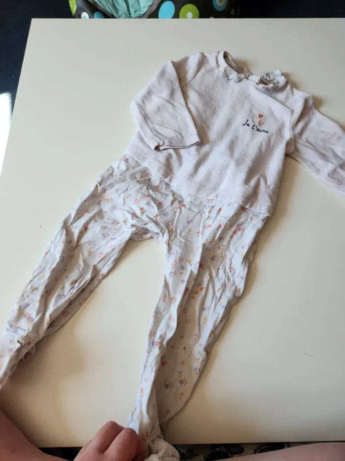 Pyjamas tape à l'œil