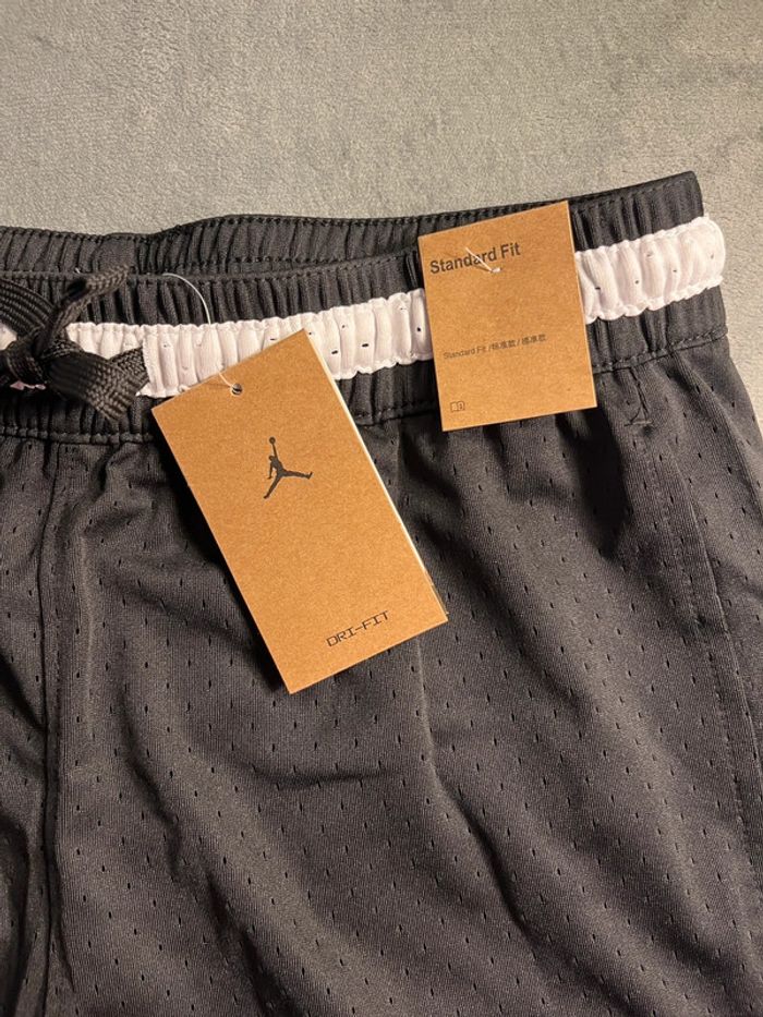 Short en mesh Jordan Dri-Fit couleur Black – Taille L Marque : Jordan - photo numéro 2