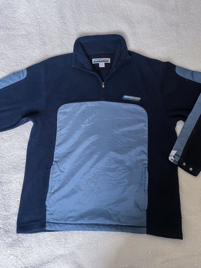 Pull vintage reebook