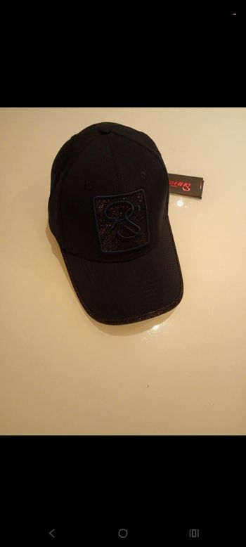 Casquette Redfills bleu foncé – Logo brodé pailleté – Neuve avec étiquette