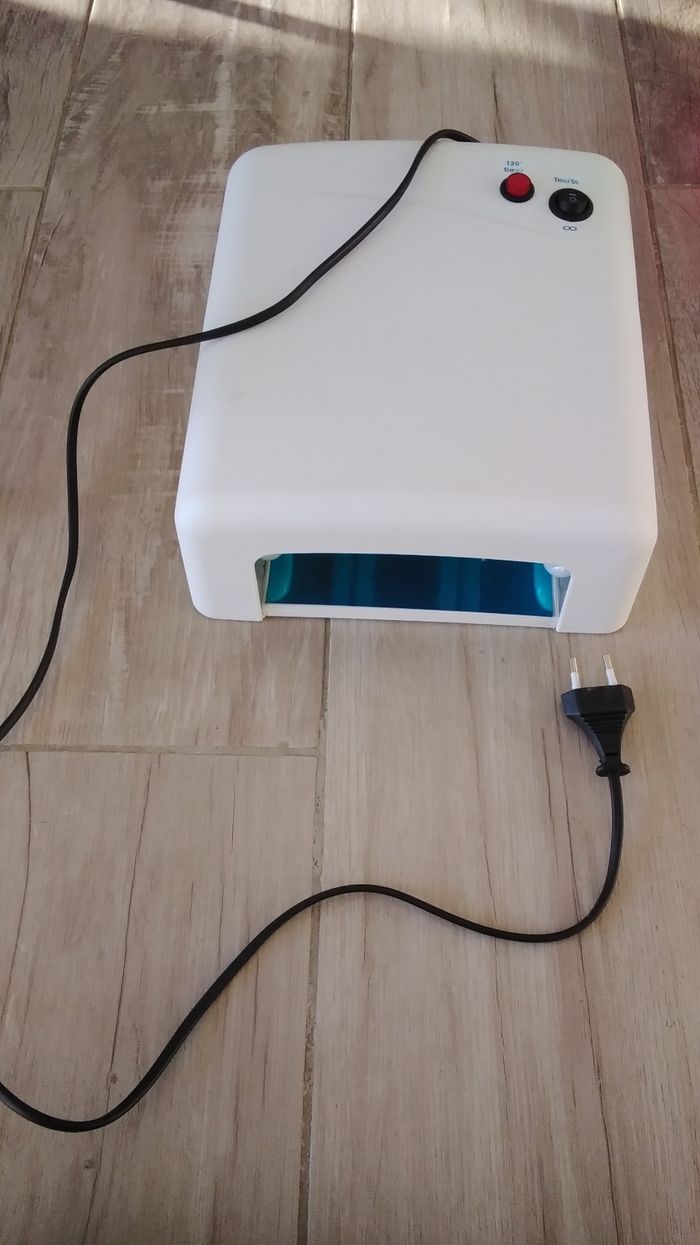 Machine UV - photo numéro 3