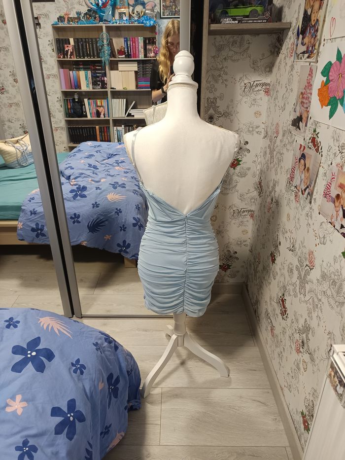 Robe moulante - photo numéro 2