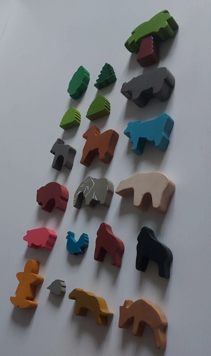 Lot de 20 pièces en bois : 5 arbres, 14 animaux et 1 personnage - photo numéro 3