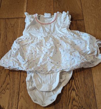 Robe 1 mois avec body intégré