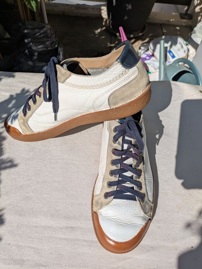 Baskets basses cuir  kickers 42 - photo numéro 3