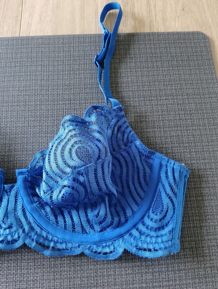 Soutien gorge bleu Dim - photo numéro 3