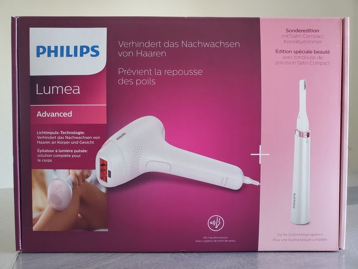 Épilateur à Lumière Pulsée IPL PHILIPS LUMEA Advanced BRI920/00.