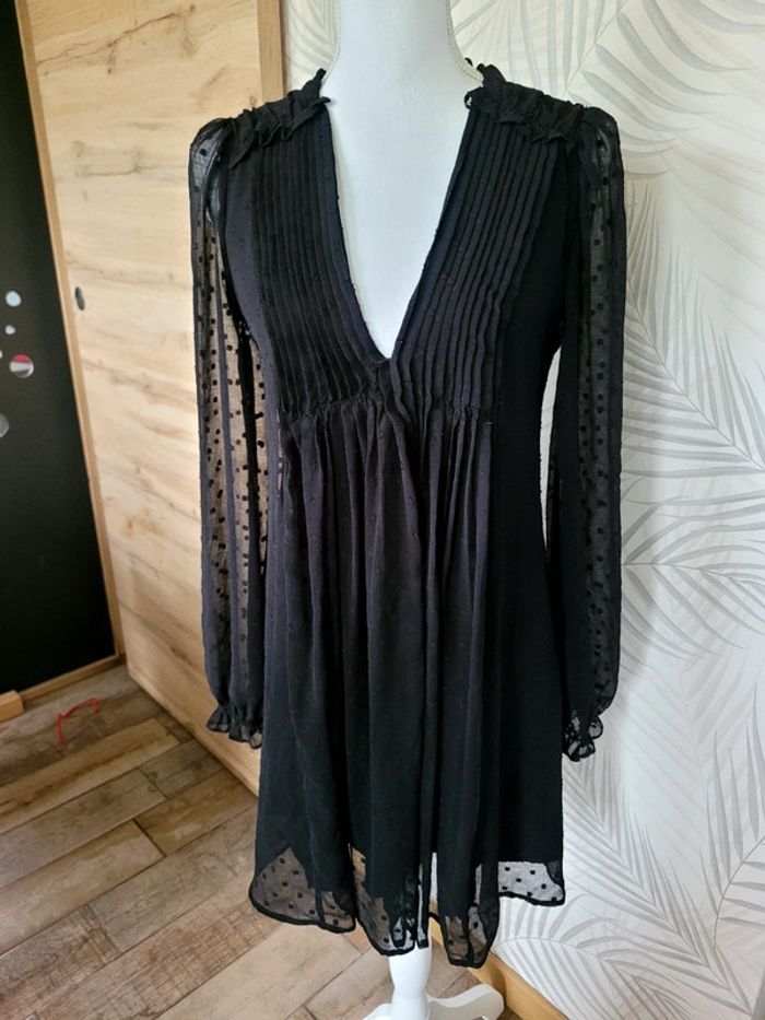 Très jolie robe taille XS noir zara - photo numéro 5