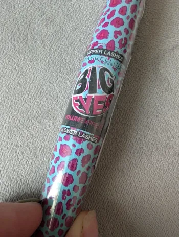 Mascara noir Volume express