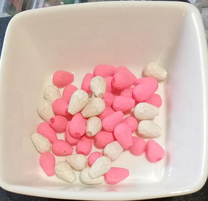 Petites perles gouttes rose et blanche - photo numéro 2