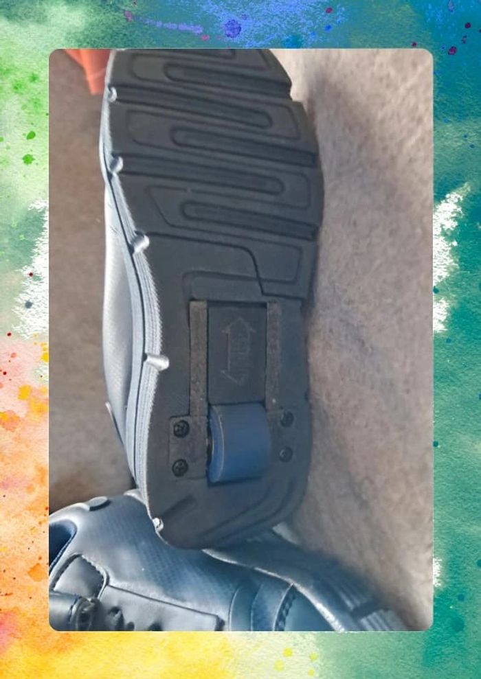 🛼 Chaussures à roulettes enfant bleu marine Pointure 34 👟 - photo numéro 2