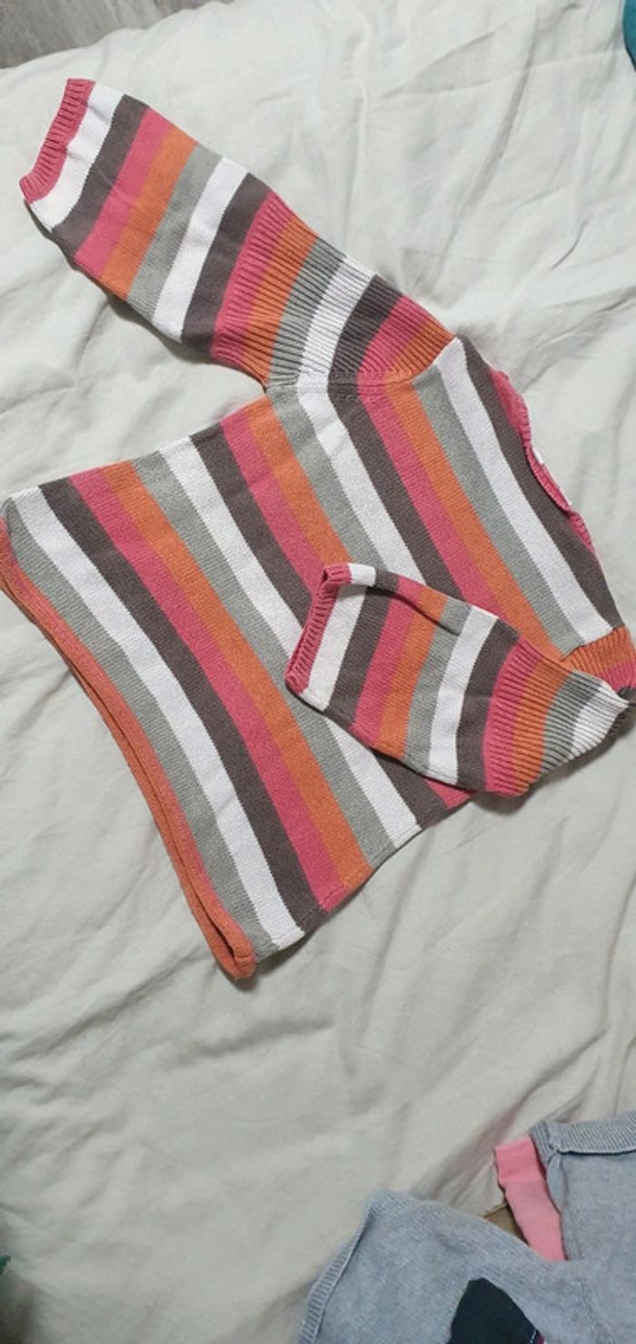 Pull Rayé 4 ans - photo numéro 2