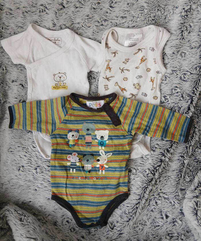 Naissance/1 mois: 3 Bodys *manches longues, courtes,sans manches - photo numéro 1