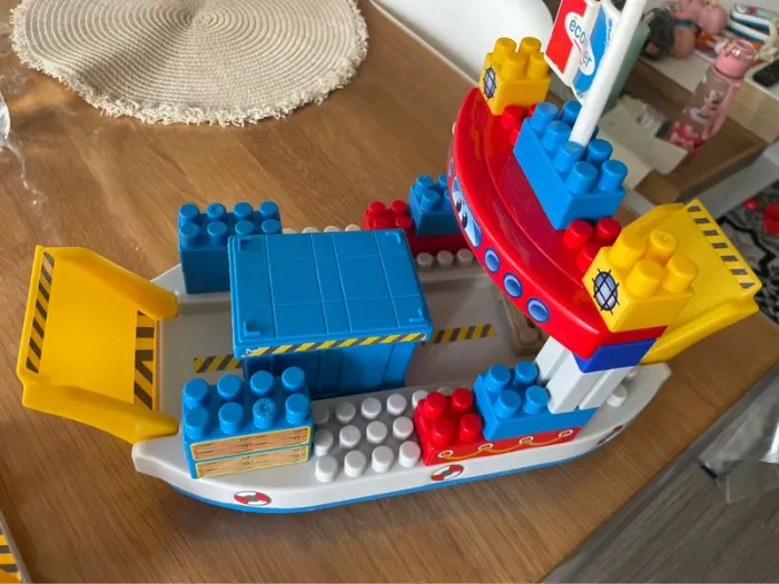 Bateau et grue abrick - photo numéro 2