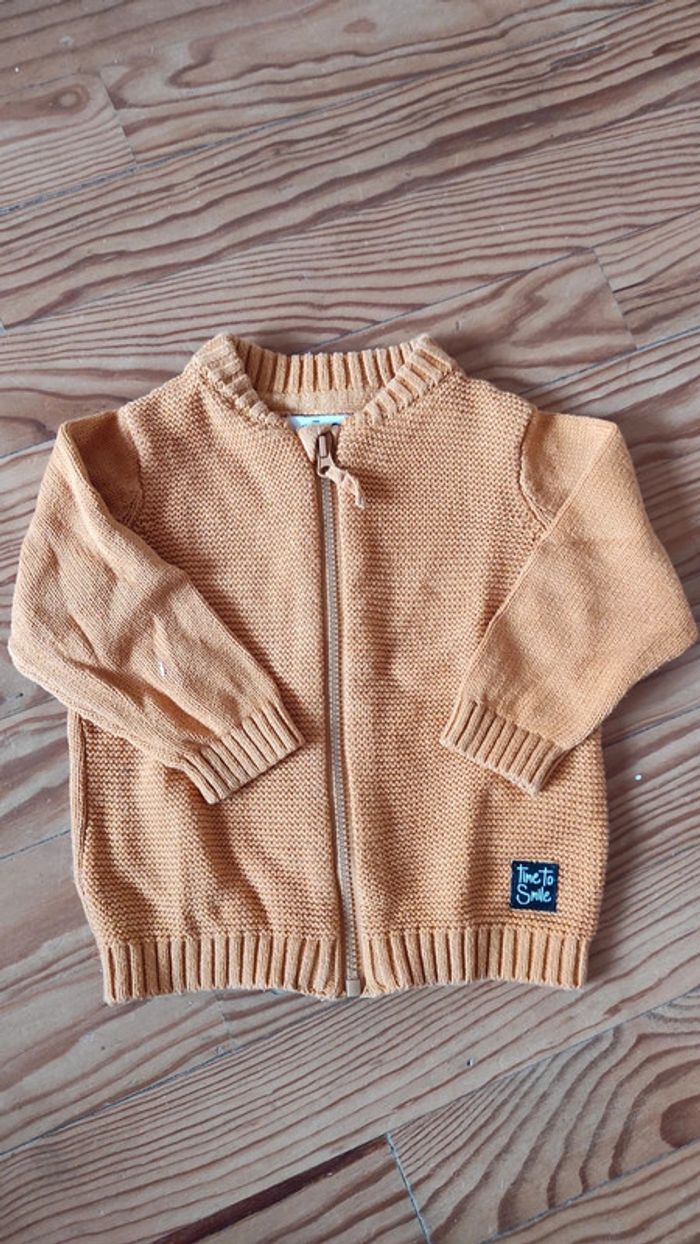 Gilet zippé jaune moutarde, 6 mois, Gémo