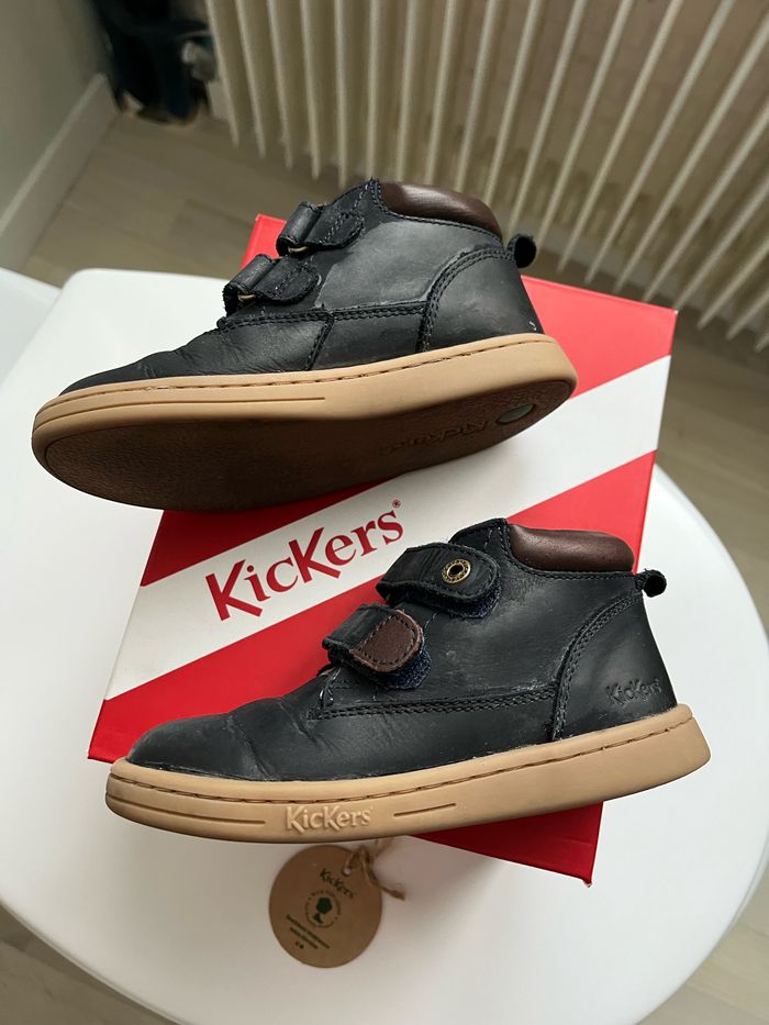Chaussures en cuir enfant Kickers T 25