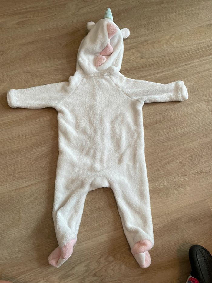 Sur pyjama - photo numéro 2