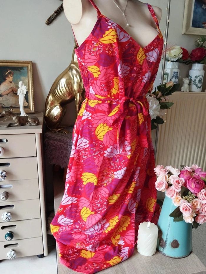 🪷Robe Légère Fleurie La Fiancée du Mékong T40/42🪷 - photo numéro 2