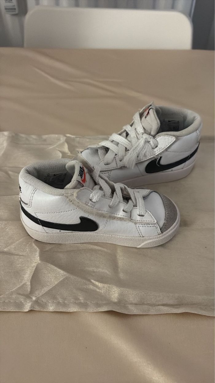 Nike blazer taille 25 - photo numéro 1