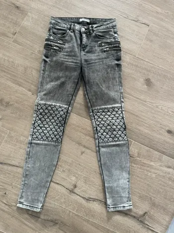Jeans gris Zara