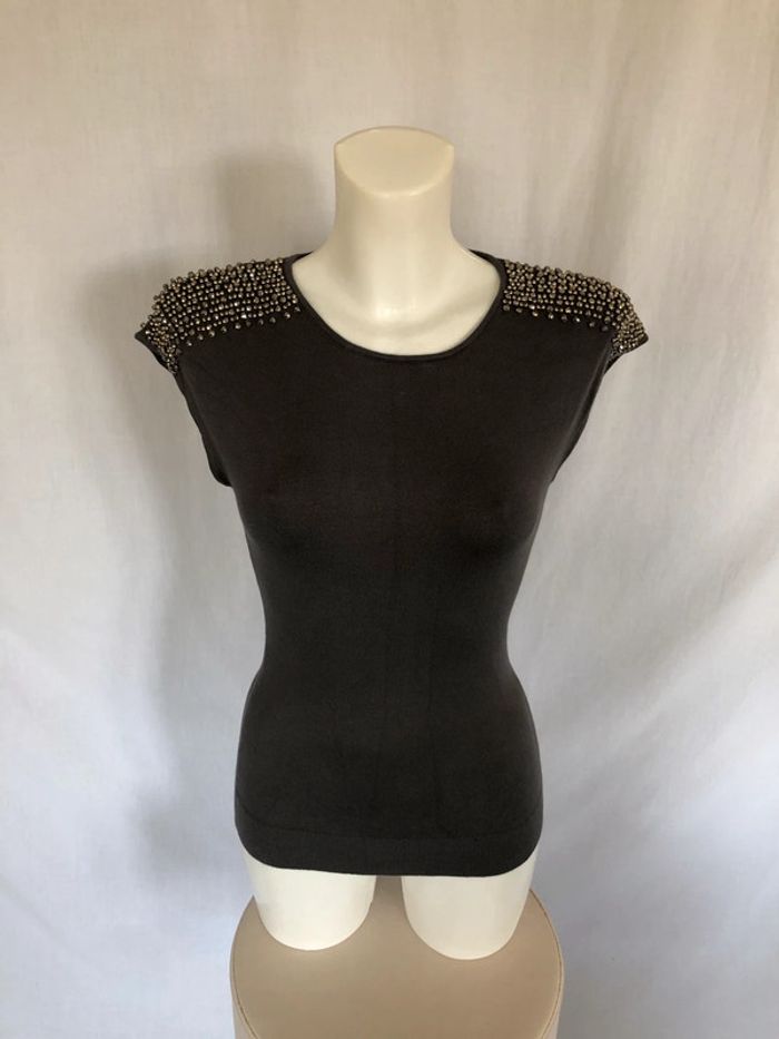 Top sans manches gris marron avec incrustations métalliques Zara taille 38 très bon état - photo numéro 2