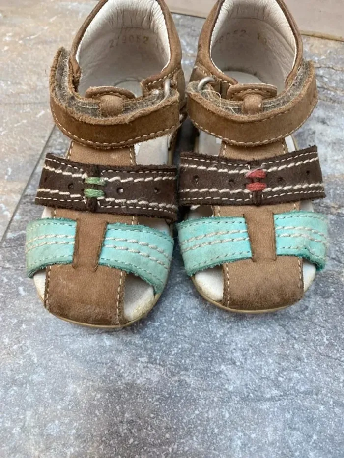 Sandales marron et vert Kickers 19 - photo numéro 2