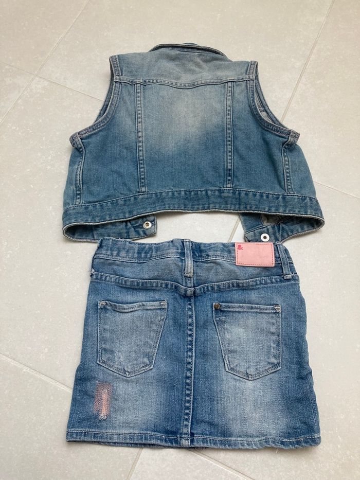 Ensemble jupe et gilet jeans taille 4/5ans - photo numéro 2